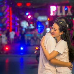 撞入他的热恋,激情四溢的浪漫瞬间